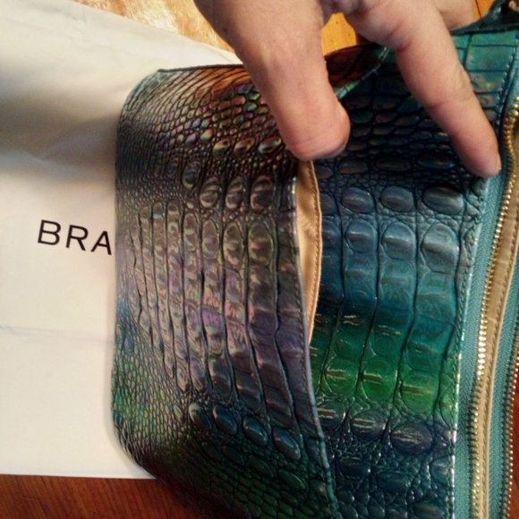 𝘽𝙧𝙖𝙣𝙙 𝙣𝙚𝙬 𝘽𝙧𝙖𝙝𝙢𝙞𝙣 𝙆𝙖𝙩𝙞𝙚 𝙞𝙣 𝘽𝙡𝙪𝙚 𝙩𝙤𝙥𝙖𝙯 - Picture 6 of 14